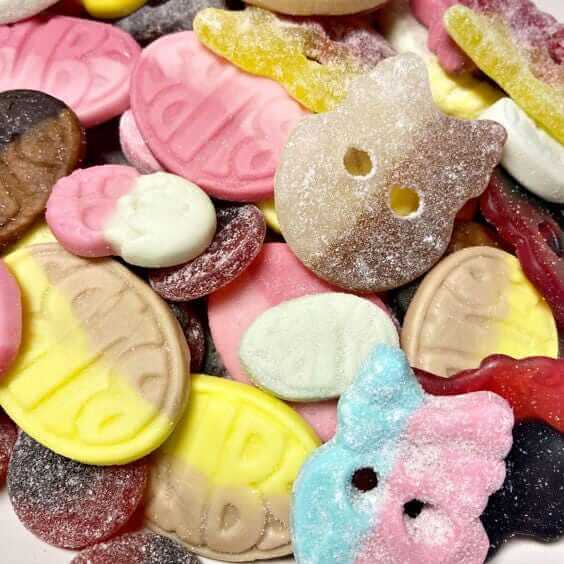 Create your own vegan BUBS candy mix, all gluten-free and Halal.

