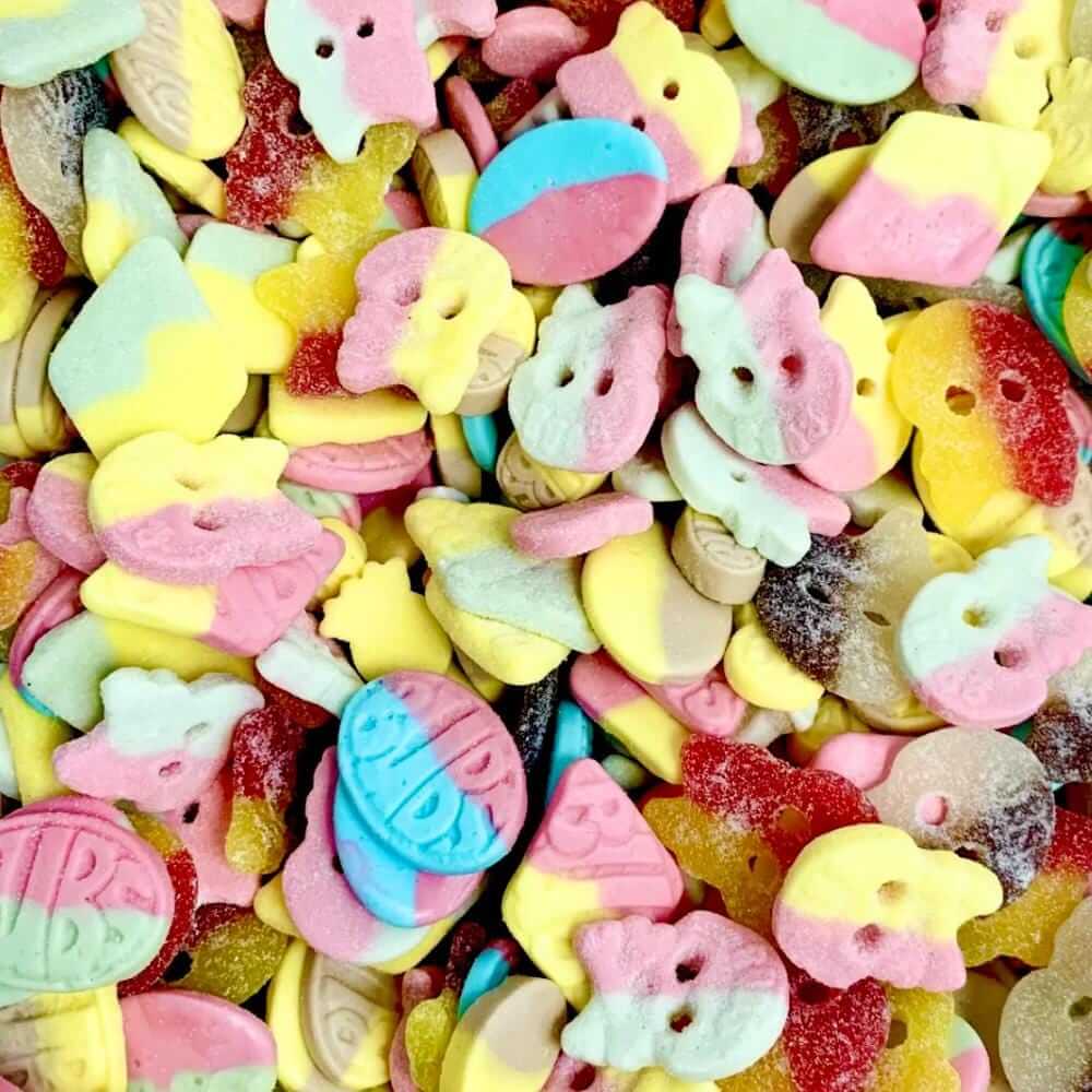 BUBS sweet and sour candy mix, a vegan Swedish lösgodis assortment.

